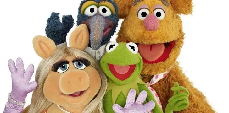 kermit with his friends including Miss Piggy