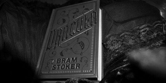 30 Interesting Facts About Bram Stoker’s Dracula