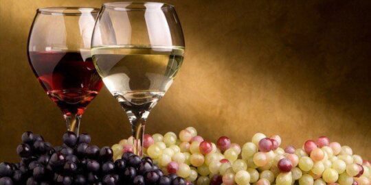 How To Make Wine in Five Steps