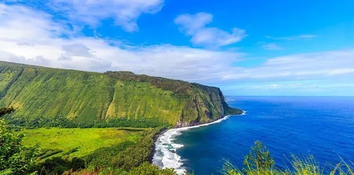Both the highest and lowest recorded temperatures have occurred on the Big Island.