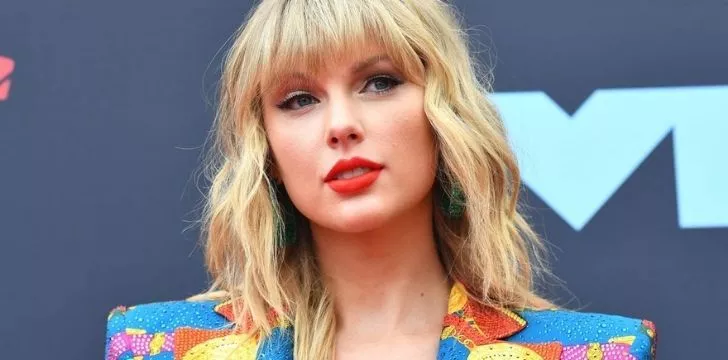 A photo of Taylor Swift