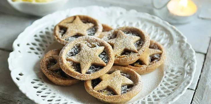 The development of mince pies.