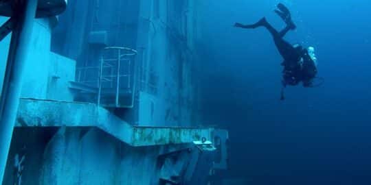 Amazing Diving at this Artificial Reef