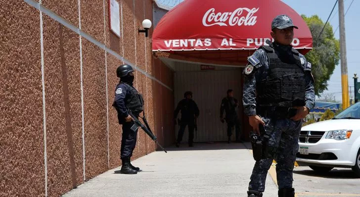 The Police don’t actually use Coca-Cola to clean blood from crime scenes.