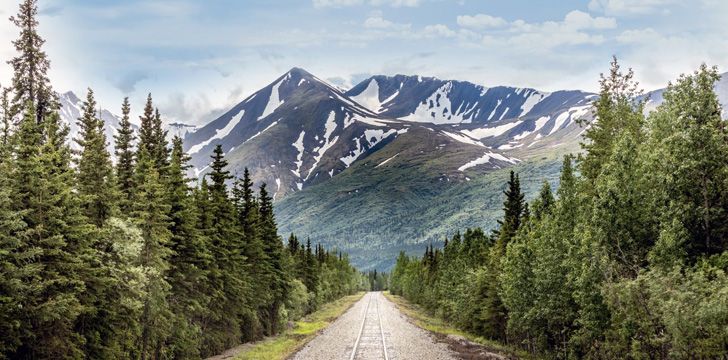 15 Amazing Facts About Alaska
