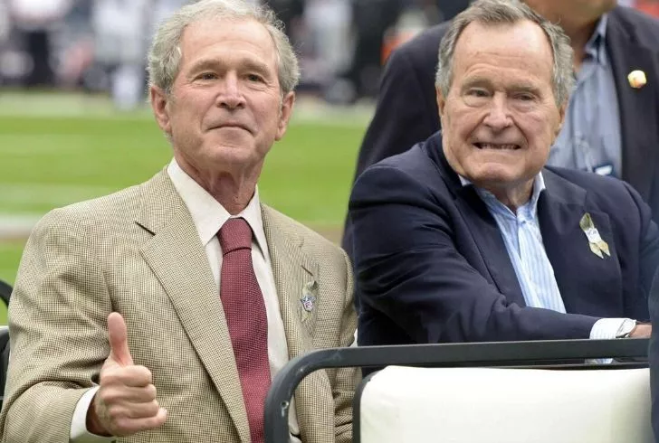 Picture of both Bush presidents