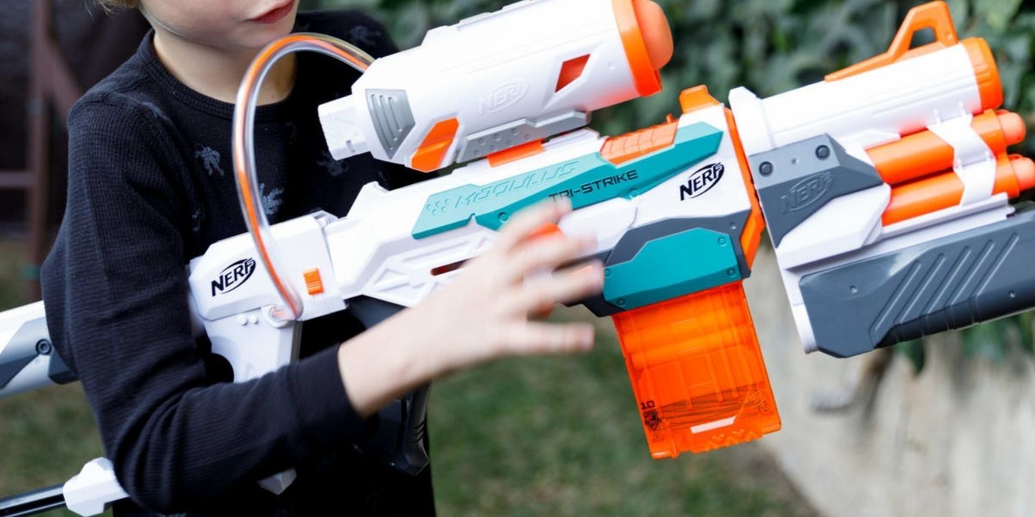 Parents, Beware: Nerf's Newest Blasters Won't Fire Knockoff Darts - WSJ