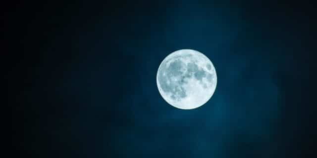 OTD in 1839: The Moon was photographed for the first time.