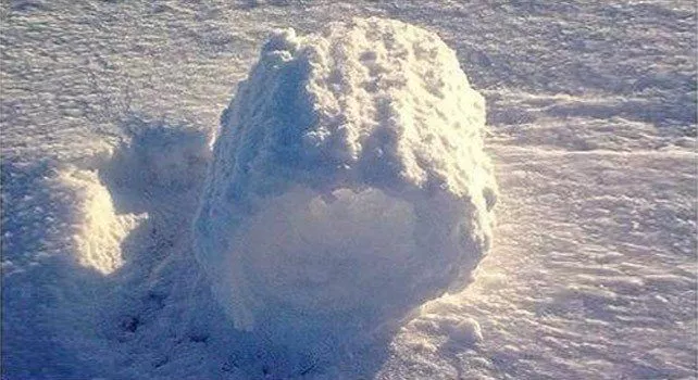 OTD in 2010: Giant self-rolling snowballs were found in the UK.