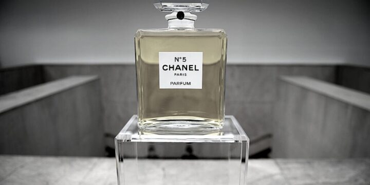 OTD in 1921: Perfume Chanel No.5 was released.