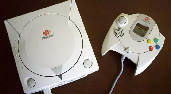 A white Dreamcast console