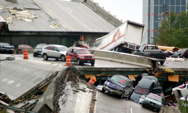 OTD in 2007: The Mississippi River Bridge collapsed during rush hour.