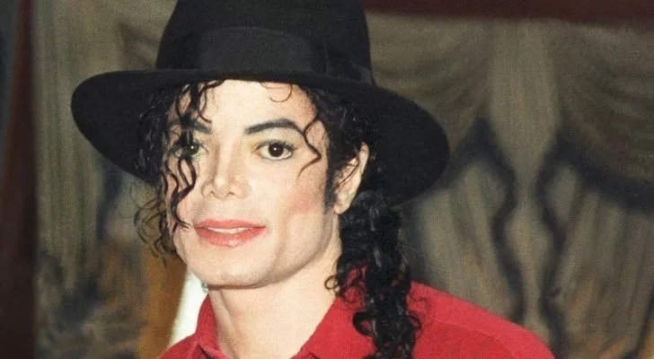 Michael Jackson in a black top hat