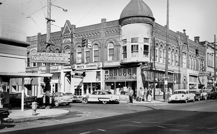 An old photograph of Portland