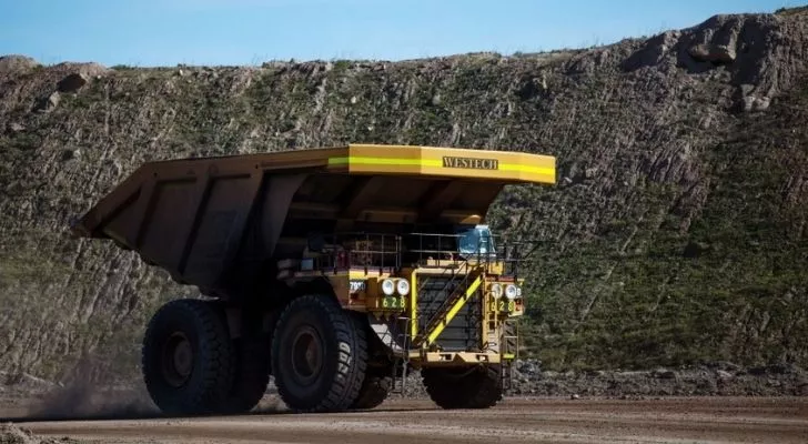 A vehicle collecting coal in Wyoming