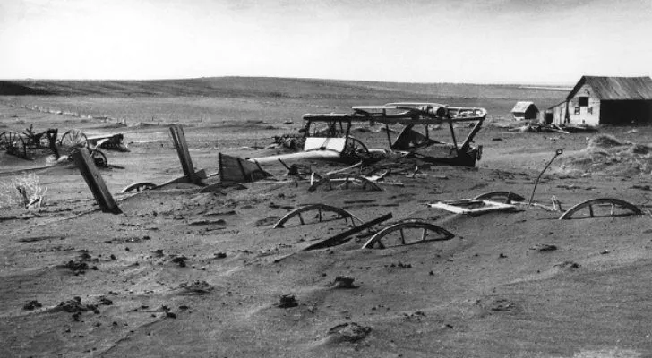 Depressing picture of berries car during the Great Depression of South Dakota