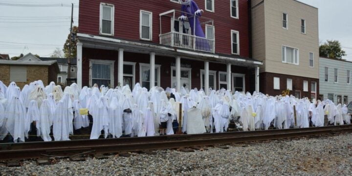 OTD in 2017: Five hundred and sixty people dressed as ghosts