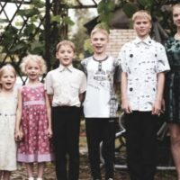 April 10: National Siblings Day