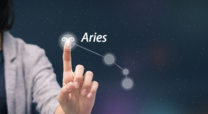 Are Aries introvert or extrovert?