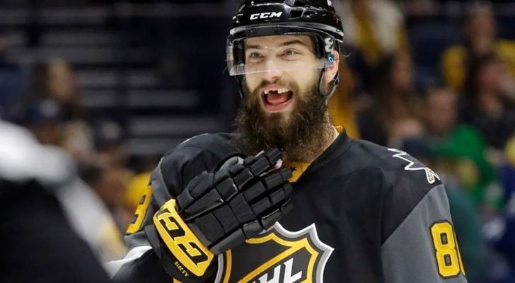 A los jugadores de hockey les faltan algunos de sus dientes delanteros.