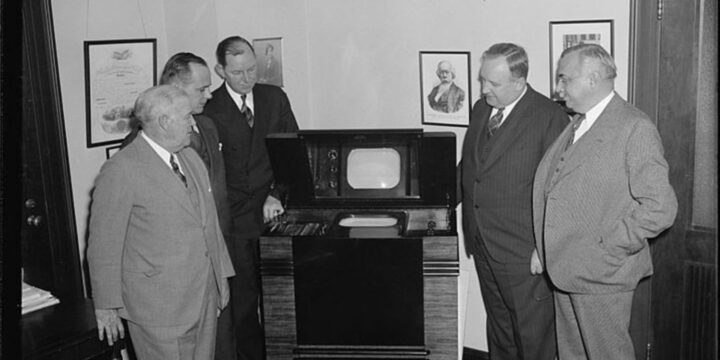 OTD in 1928: Scotsman John Logie Baird demonstrated the color television transmission in London for the first time.