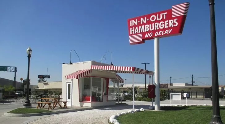 An In-N-Out drive-thru