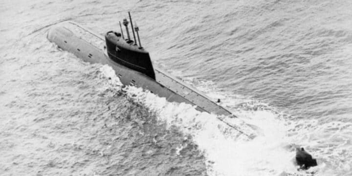 OTD in 1989: The Soviet K-278 Komsomolets nuclear submarine caught fire and sank off the coast of Norway.