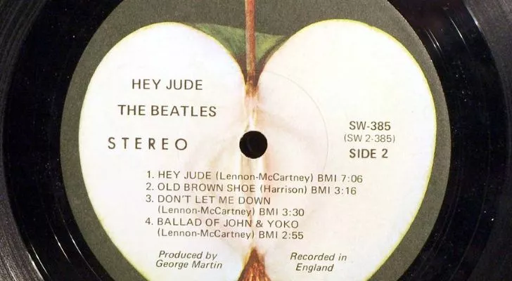 A record by the Beatles featuring the song "Hey Jude"