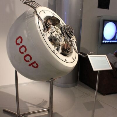 Venera 7 descent capsule displayed on a stand with CCCP marking